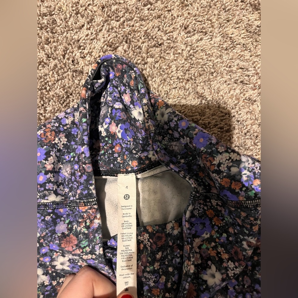 LuLuLemon Groove Super high rise flare legging